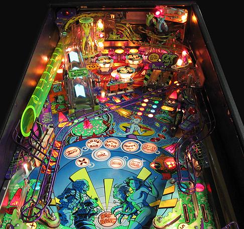 "The playfield in all its bright and flashing glory!"
Photo by: Steve Ellenoff (click to enlarge..)
